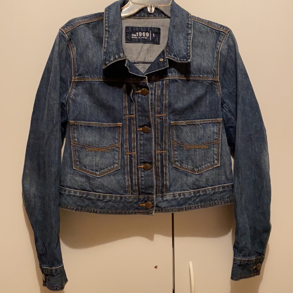Gap 1969 Large Jean Jacket BARELY WORN